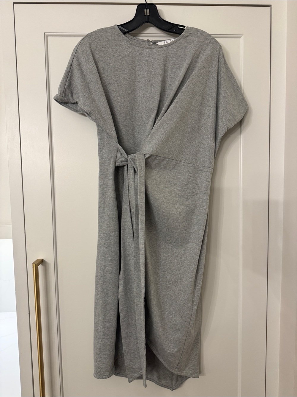 Paisie Gray Tie-Waist Women's Dress